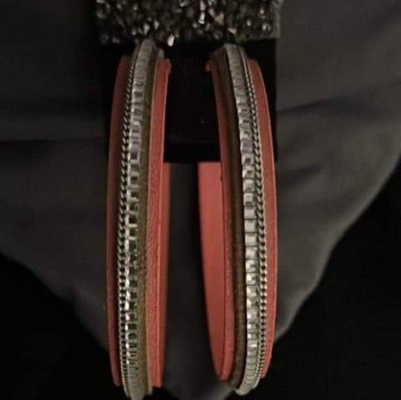 Earrings - Picture 2 of 3